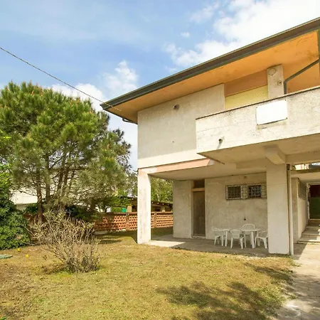 Apartment In -ro- With Kitchen